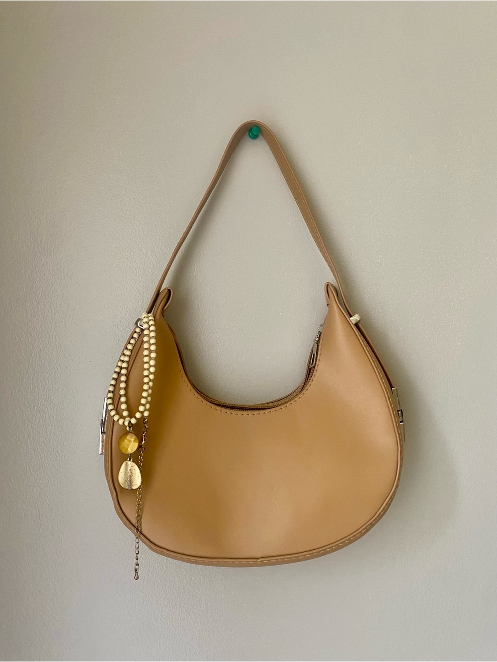 y2k tan boho shoulder bag | effortless vintage clean girl aesthetic | rounded pu